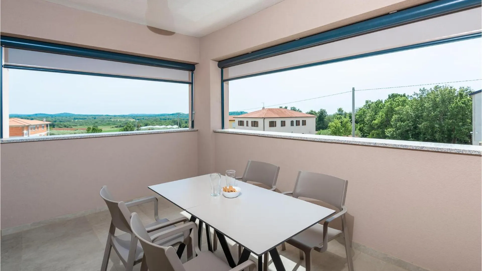 Vikendica 4 Bedroom Amazing Home In Kadumi