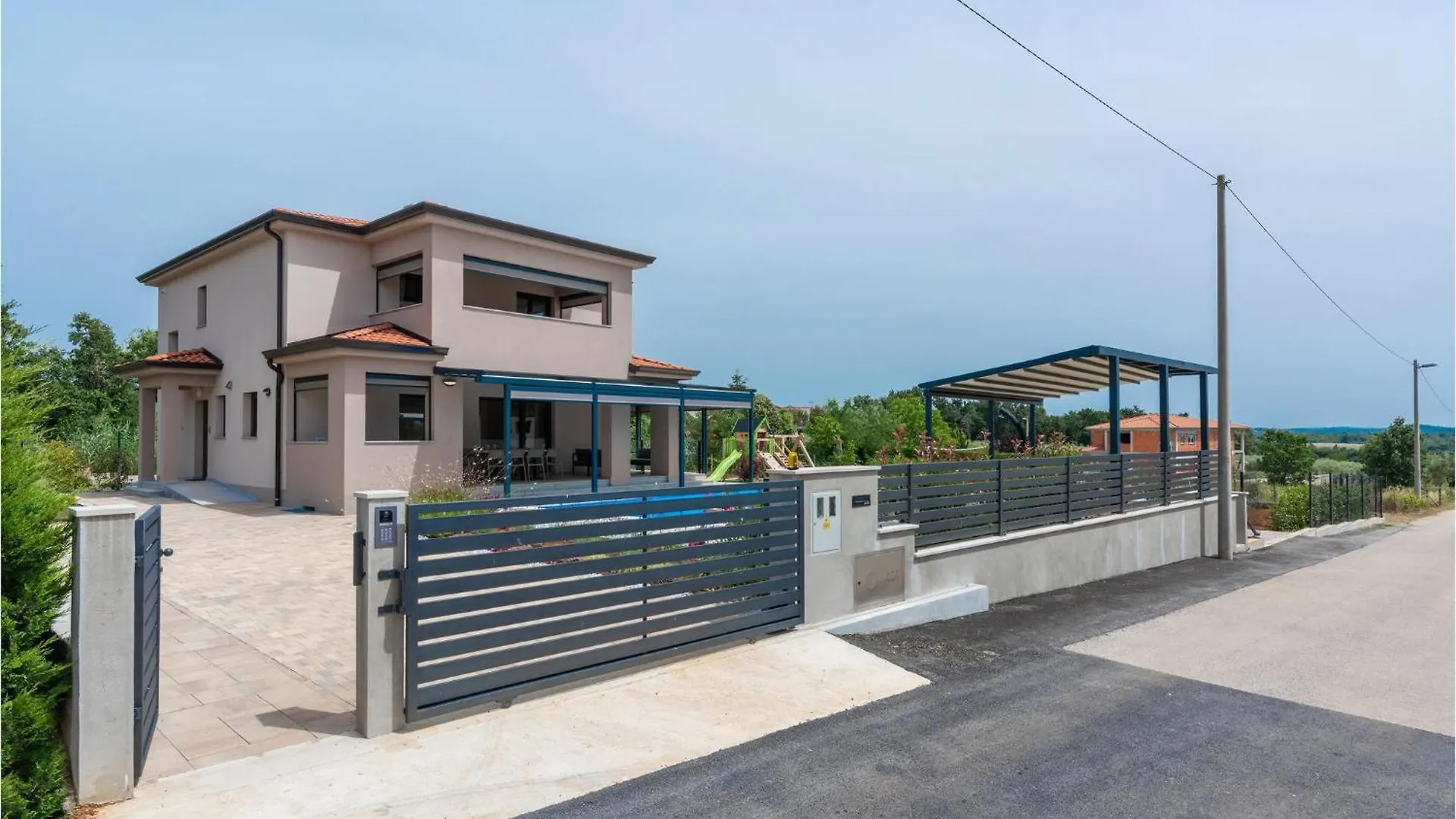 4 Bedroom Amazing Home In Kadumi Chorvatsko